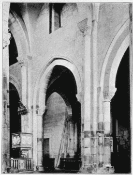 FIG. 14.Church, Pa&ccedil;o de Souza.
Nave.