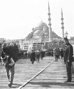 WAGONS ARE RARELY USED, MEN CARRY
MERCHANDISE.