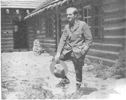Yellowstone&rsquo;s Ranger-Naturalists are always on hand to give interesting explanations of the numberless wonders of the Park.