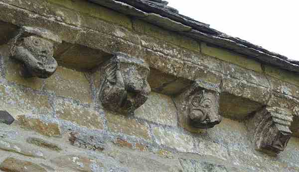 Corbels along the east end of the north face